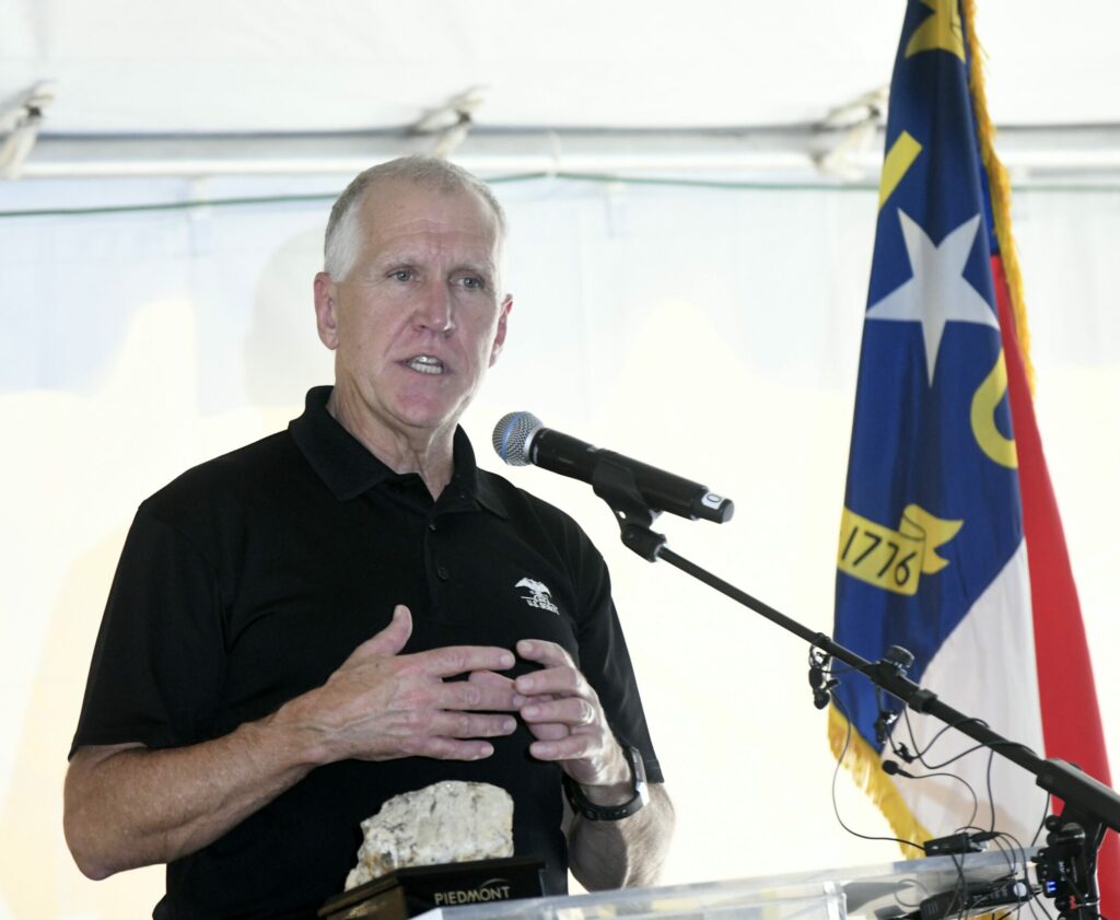 photo of NC Senator Thom Tillis